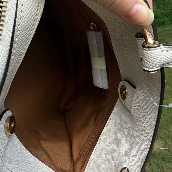 NEW Coach Lillie Carryall Satchel Chalk Crossgrain Leather Carryall Bag NWT - Picture 13 of 16